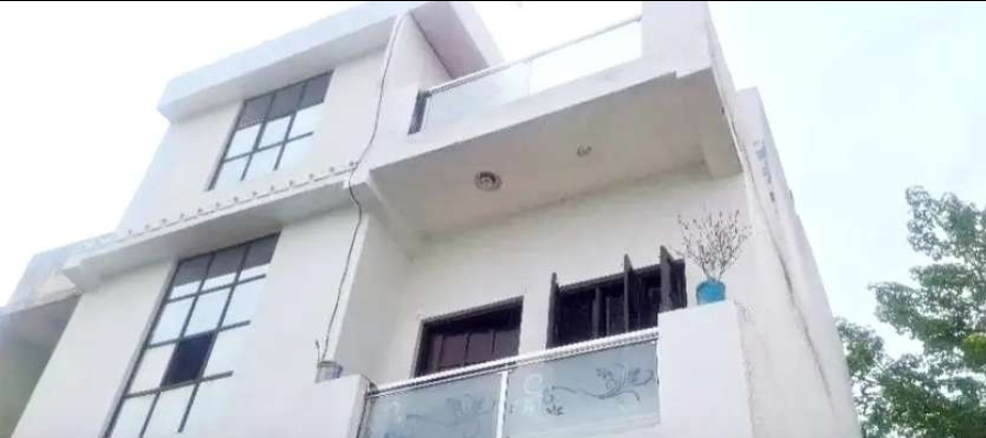 3BHK For...